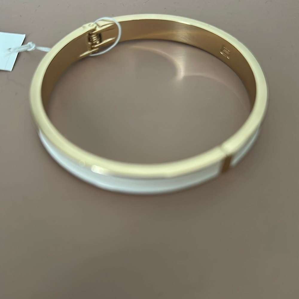 Bangle bracelet white and gold tone